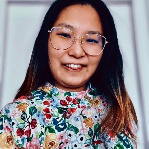 Meet your Posher, Aurelia - Picture 1 of 1